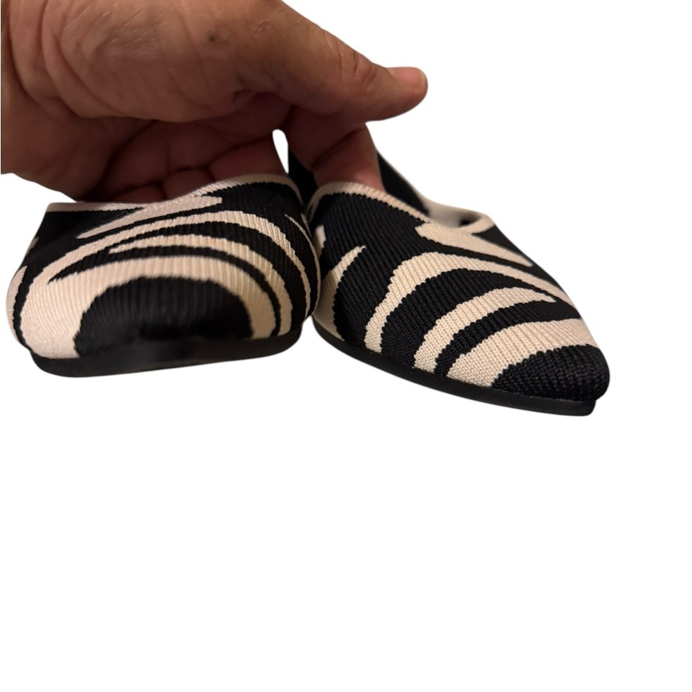 Pointed-Toe Flats (Melia) new never worn no box - Picture 11 of 11